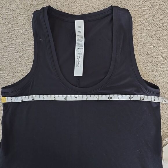 Lululemon Modal Silk Side Slit Black Athletic Tank Top - Size XXS - Picture 8 of 11